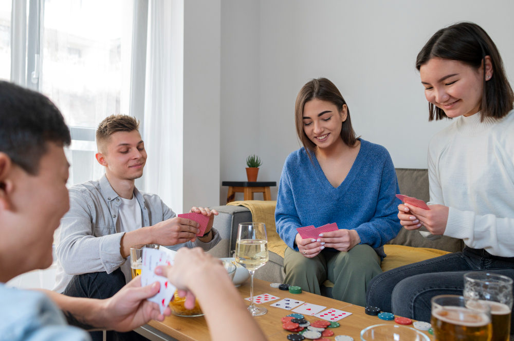 Mofeta | ¿Cómo fomentar la cooperación y el trabajo en equipo con juegos de cartas? Mofeta | ¿Cómo fomentar la cooperación y el trabajo en equipo con juegos de cartas?