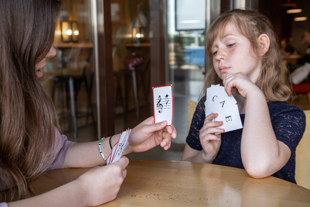 ¿Por qué los juegos de cartas son esenciales para el desarrollo infantil? Mofeta | ¿Por qué los juegos de cartas son esenciales para el desarrollo infantil?